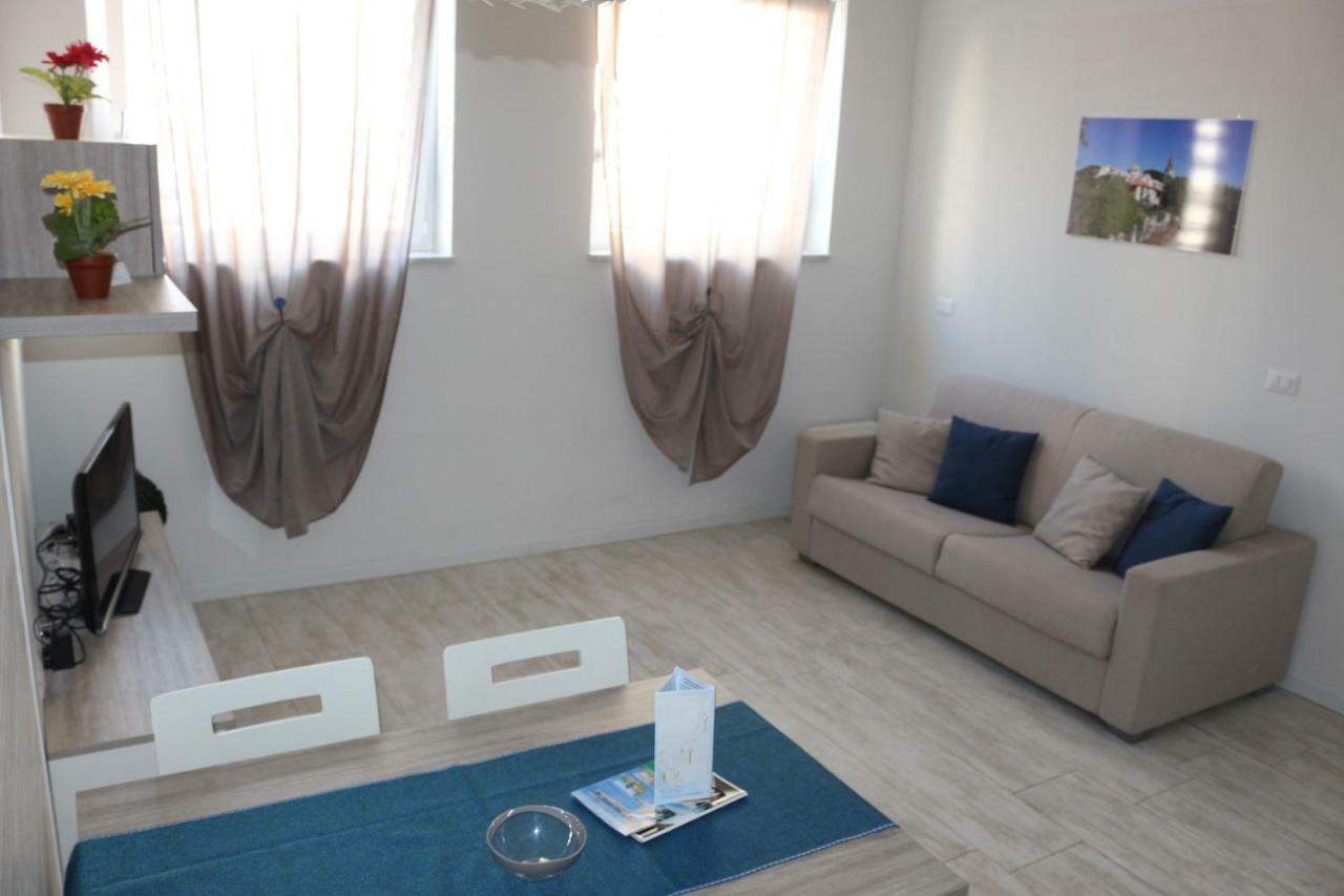 Nina Casa Vacanze Finale Ligure Kültér fotó